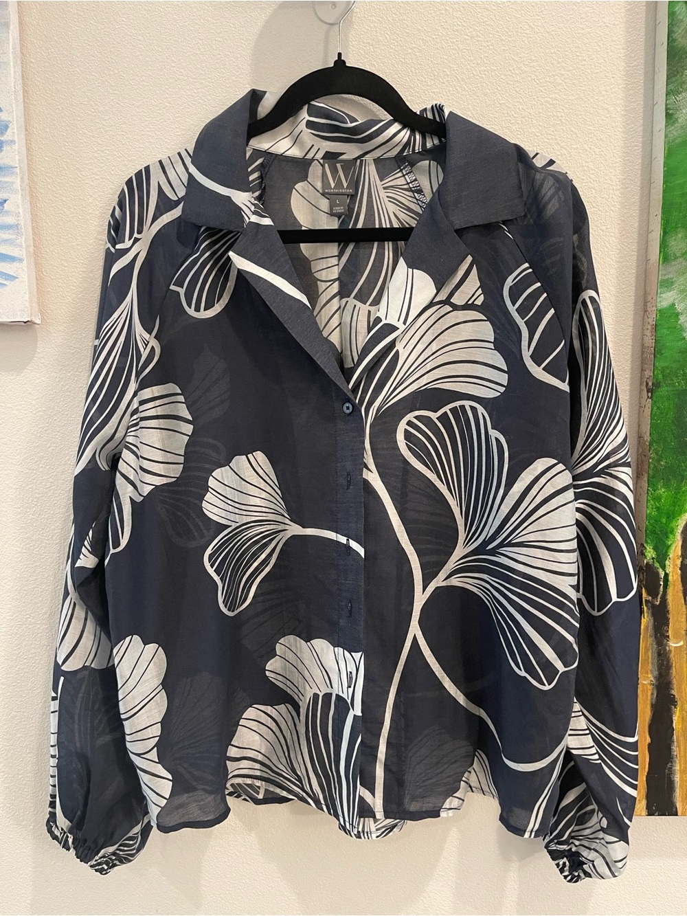 Worthington Navy & White Floral Button Front Blouse